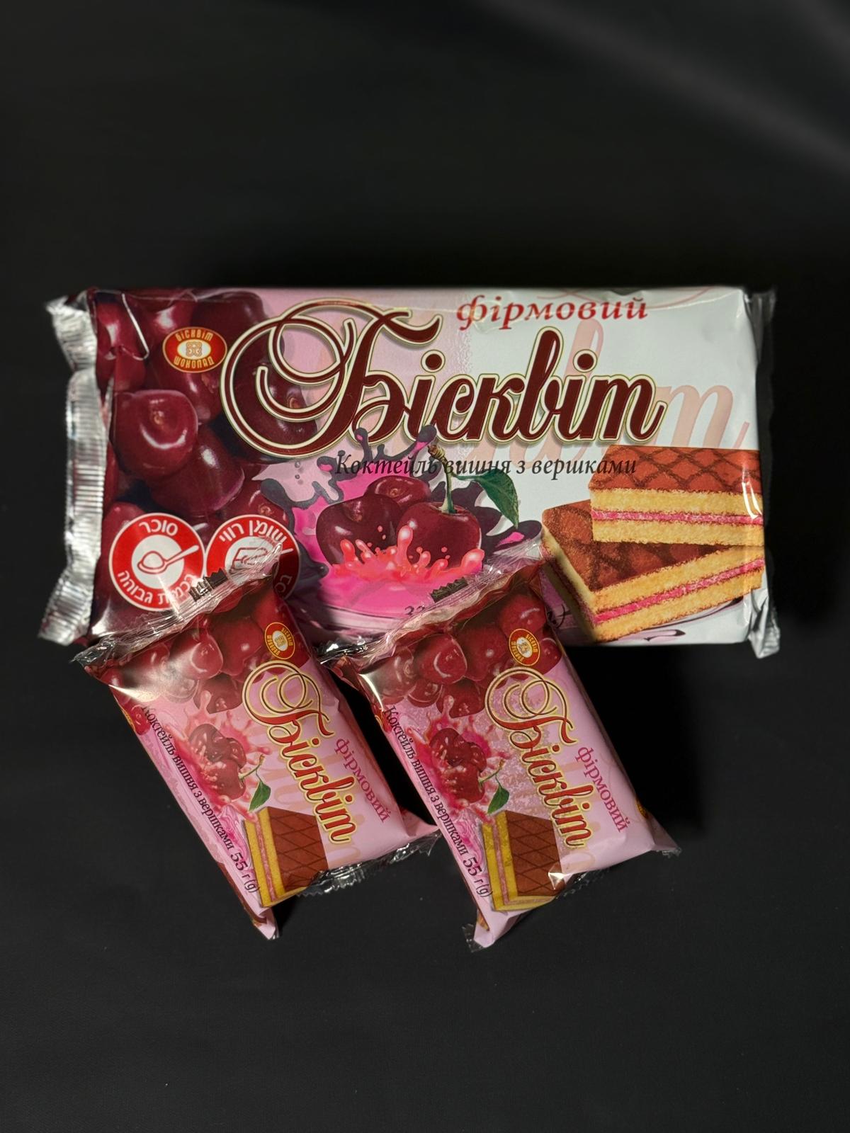 Бисквит с вишней