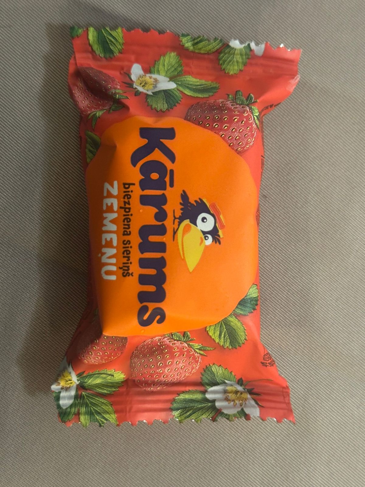 Сырок Karums с Клубникой